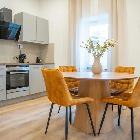 1 Br - 1 Schlafzimmer - Große Terrasse - Café - Sekt - An Den Weinbergen Hébergement de vacances