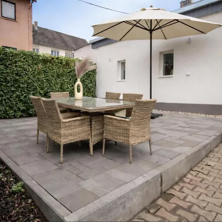 1 Br - 1 Schlafzimmer - Große Terrasse - Café - Sekt - An Den Weinbergen * Rüdesheim am Rhein